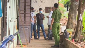 Từ tiếng gào khóc của bé 1 tuổi, phát hiện mẹ tử vong trong phòng trọ