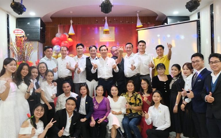 anh bai viet cung chuc tan xuan