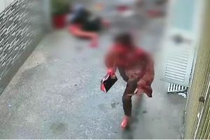 Cô gái 17 tuổi bị người yêu cắt cổ