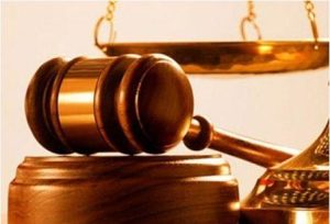 Sự khác biệt giữa phiên tòa sơ thẩm và phiên tòa phúc thẩm trong vụ án dân sự