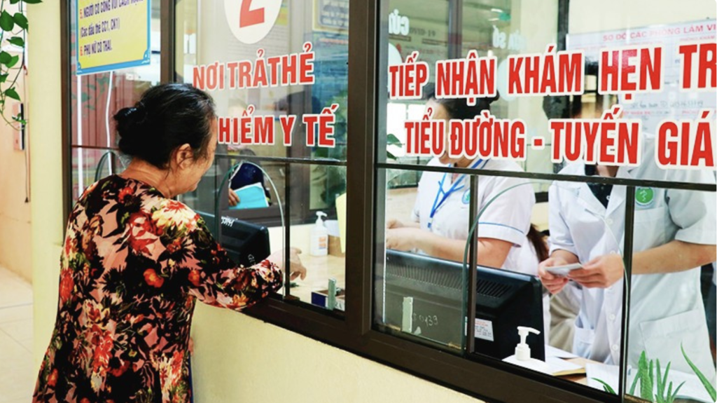 Xuất trình thẻ BHYT muộn, có được chi trả chi phí khám chữa bệnh? 1 Xuất trình thẻ BHYT muộn, có được chi trả chi phí khám chữa bệnh?